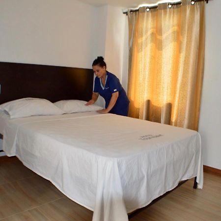 Hotel Tourmalet Cali Esterno foto